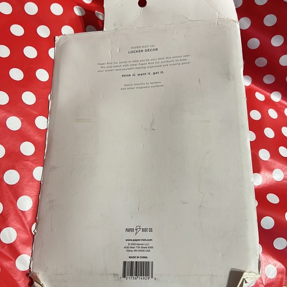 New Paper Riot Co Magnetic School Locker Black & Gold Mirror Magnets Frames Set - Picture 5 of 5